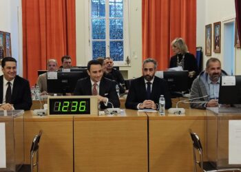 Δημοτικό Συμβούλιο Αγρινίου: εξελέγη το νέο προεδρείο & η δημοτική επιτροπή