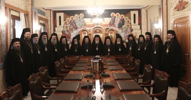 «Η Εκκλησία δεν μπορεί να αποδεχτεί τον ομοφυλοφιλικό γάμο» – Όλη η εγκύκλιος της Ιεράς Συνόδου