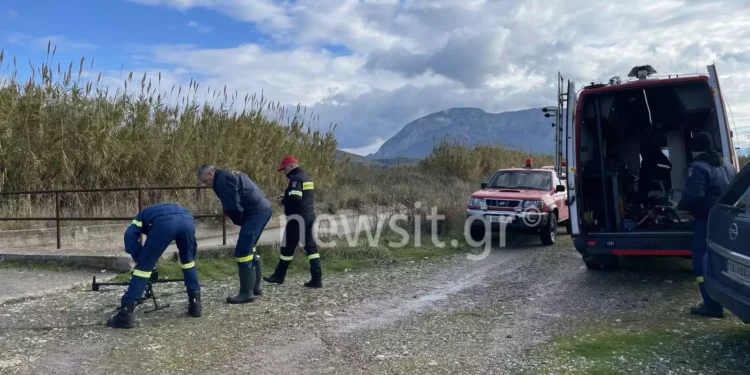 Μεσολόγγι: Και δύτης στις έρευνες για τον εντοπισμό του Μπάμπη – Ψάχνουν αρδευτικά κανάλια και αναμένουν νέα στίγματα από κινητά τηλέφωνα