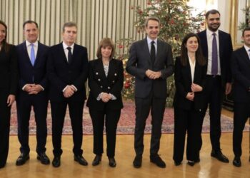 Ορκίστηκαν οι νέοι υπουργοί και υφυπουργοί