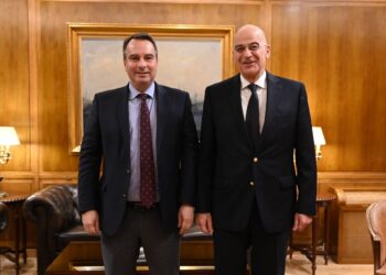 Συνάντηση Θανάση Παπαθανάση με τον Υπουργό Εθνικής Άμυνας Νίκο Δένδια