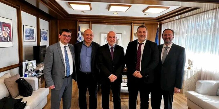 Χωρίς διαβεβαιώσεις για διατήρηση του Πρωτοδικείου Μεσολογγίου επέστρεψαν από Αθήνα