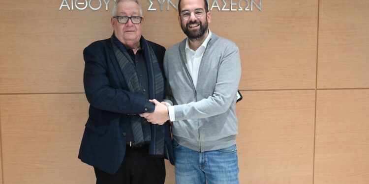 Με ευρύτατη πλειοψηφία ο Γεώργιος Τελώνης ανανέωσε τη θητεία του ως Περιφερειακός Συμπαραστάτης του Πολίτη και της Επιχείρησης
