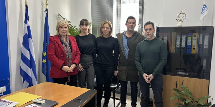 Συνάντηση της Αντιπεριφερειάρχη, Γεωργίας Ντάτσικα με την Ομάδα Δράσης για την υποστήριξη των Ρομά Δυτικής Ελλάδας