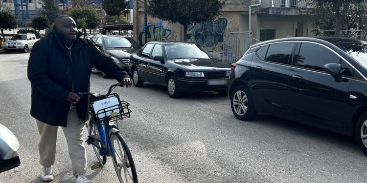 Ποδήλατο, αρμάθιασμα μέχρι φύλλο άνοιξε ο Ζερόμ Καλούτα στο Αγρίνιο (η εκπομπή)