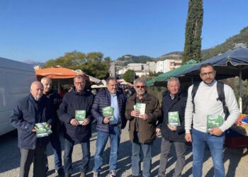 ΝΕ ΠΑΣΟΚ Αιτ/νίας/δράση για την ακρίβεια πραγματοποιήθηκε στη Ναύπακτο