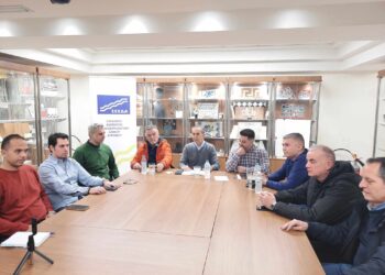 Συνέντευξη τύπου των μελών του νέου συλλόγου «Εμπόρων και Επιχειρηματιών δήμου Αγρινίου» (φωτο-βιντεο)