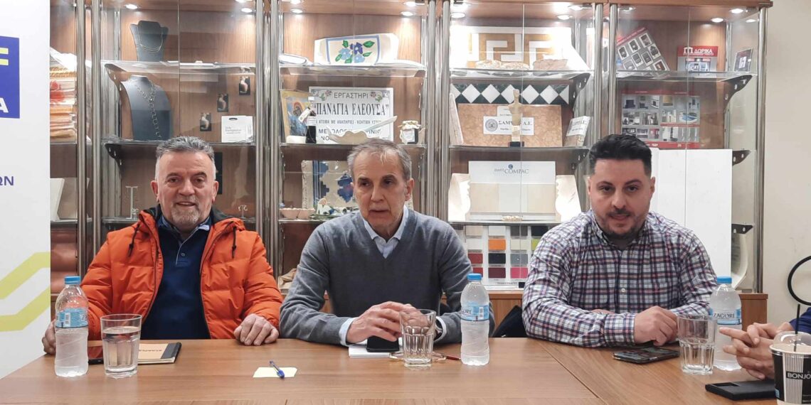 Συνέντευξη τύπου των μελών του νέου συλλόγου «Εμπόρων και Επιχειρηματιών δήμου Αγρινίου» (φωτο-βιντεο)