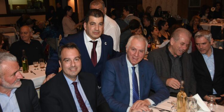 Με μεγάλη επιτυχία ο χορός του Συλλόγου Ποντίων Μπαμπαλιού «Αξέχαστες Πατρίδες»
