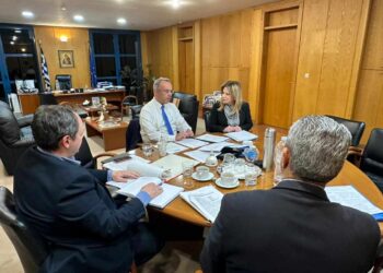 Συνάντηση Σταρακά-Σταϊκούρα:”Παγωμένο” το Αγρίνιο-Καρπενήσι ενώ μελετάται η σύνδεση Αγρινίου με Ιόνια