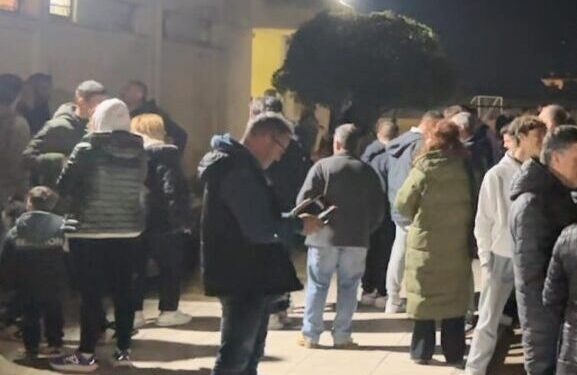  Εκκενώθηκε το κλειστό μπάσκετ του ΔΑΚ Μεσολογγίου κατά τον Χαρίλαος Τρικούπης – Α.Ο.Ν.Σ. Μίλων