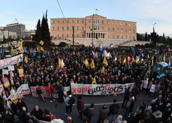 LIVE:Μεγάλο συλλαλητήριο των αγροτών στην Αθήνα