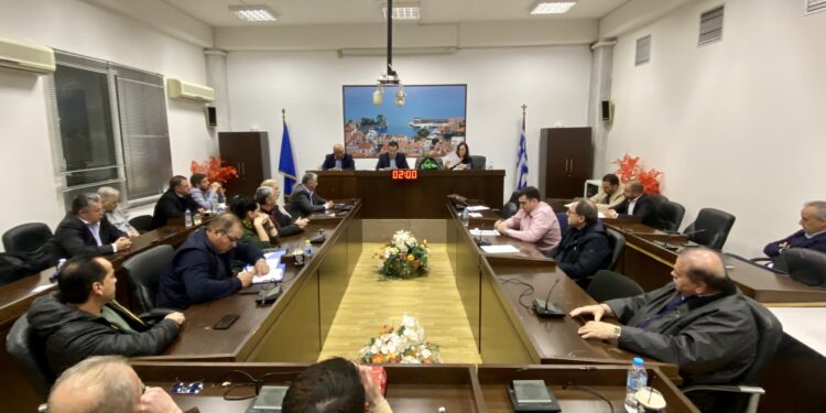 Την ενίσχυση των δομών υγείας του απαιτεί με ψήφισμά του ο Δήμος Ναυπακτίας