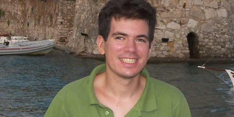 Αιτωλοακαρνανία: “Έφυγε” ο Αποστόλης/Θα θυμόμαστε για πάντα το γέλιο του και την αγάπη του για την μουσική