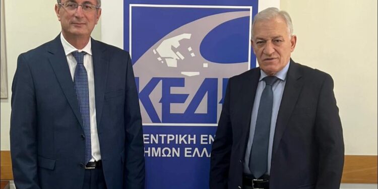 Συνάντηση Σπ. Κωνσταντάρα με τον πρόεδρο της ΚΕΔΕ