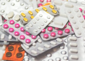 Νέα ρύθμιση Γεωργιάδη μετά τις αντιδράσεις για τις ανατιμήσεις στα γενόσημα