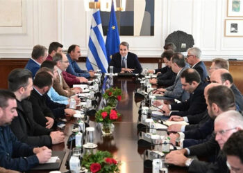 Αυτά είναι τα μέτρα που δίνει η κυβέρνηση στους αγρότες για να «φρενάρουν» τις κινητοποιήσεις