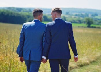 Ξεκινά στη Βουλή η συζήτηση του νομοσχεδίου για τα ομόφυλα ζευγάρια