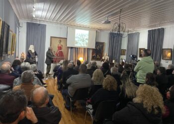 Αθρόα  η συμμετοχή «σπουδαστών» στη «ΝΕΑ ΜΕΣΟΛΟΓΓΙΑΔΑ ΣΧΟΛΗ» που ίδρυσε η «Διέξοδος»