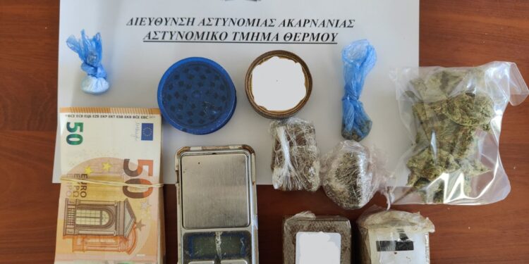 Συνελήφθη άνδρας για ναρκωτικά στο Θέρμο-Τι εντοπίστηκε στο ιχ και στο σπίτι του