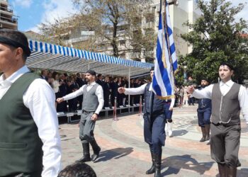 Mε λαμπρότητα γιορτάζεται η 25η Μαρτίου στο Αγρίνιο – Με παλμό και υπερηφάνεια η παρέλαση