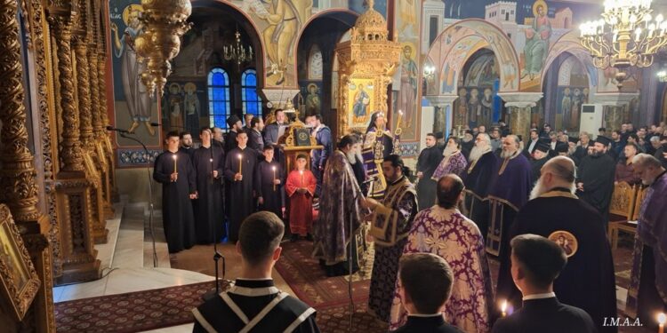 Σε κλίμα κατάνυξης η Ακολουθία του Α’ Κατανυκτικού Εσπερινού στη Μητρόπολη Αγρινίου & ο Εσπερινός της Συγγνώμης στο Μεσολόγγι