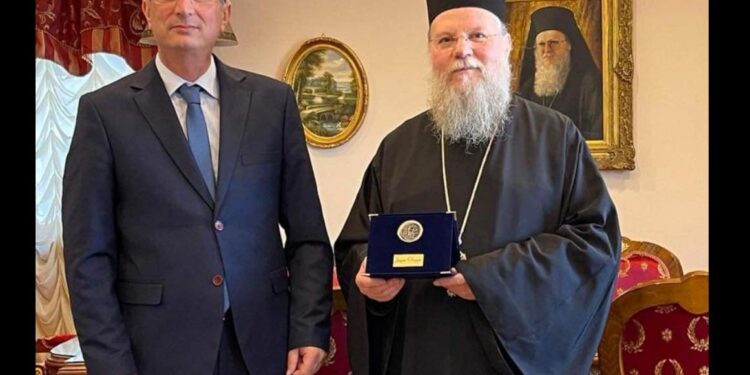 Ο Δήμαρχος Θέρμου για την Κοίμηση του Επισκόπου Ευκαρπίας:”Το κενό που αφήνει δυσαναπλήρωτο”