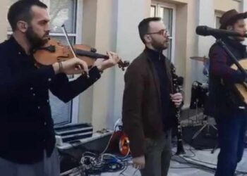 Αυθόρμητο αποκριάτικο γλέντι από την ΓΕ Αγρινίου