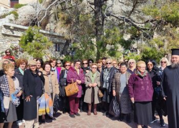 Εκδρομή της ενορίας Αγίας Τριάδος Αγρινίου στο Λουτράκι