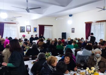 Πρώτη φιλανθρωπική εκδήλωση της Φιλοπτώχου Διακονίας της ενορίας Αγίας Τριάδος Αγρινίου