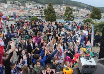 Mε πολύ μεγάλη επιτυχία κορυφώθηκαν οι εκδηλώσεις της αποκριάς στον δήμο Αμφιλοχίας