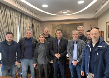 Συνάντηση Δημάρχου Αγρινίου σε θετικό κλίμα με μέλη του Συλλόγου Εμπόρων και Επιχειρηματιών