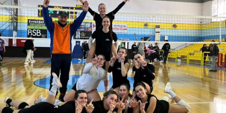Η ομάδα βόλεϋ του 2ου ΓΕΛ Ναυπάκτου αναδείχθηκε πρωταθλήτρια της Δ.Δ.Ε. Αιτωλ/νίας στους πανελλήνιους σχολικούς αθλητικούς αγώνες 2023-2024