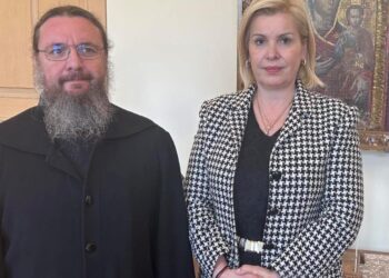 Συνάντηση της Αντιπεριφερειάρχη Γεωργίας Ντάτσικα με τον Μητροπολίτη Αιτωλίας και Ακαρνανίας