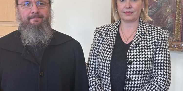 Συνάντηση της Αντιπεριφερειάρχη Γεωργίας Ντάτσικα με τον Μητροπολίτη Αιτωλίας και Ακαρνανίας
