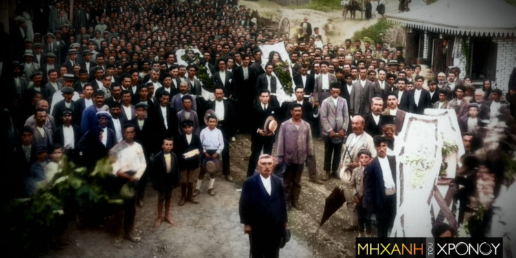 Η καπνεργάτρια που πυροβολήθηκε από χωροφύλακα στο μεγάλο συλλαλητήριο του Αγρινίου. Η κηδεία ήταν βουβή διαμαρτυρία…