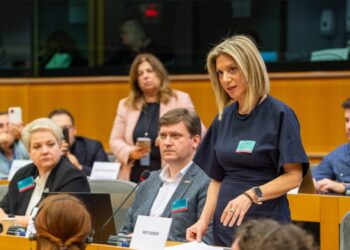 Τέμπη: Στο Ευρωκοινοβούλιο μίλησε η Μαρία Καρυστιανού – Η επιτροπή έκανε δεκτή την αναφορά της