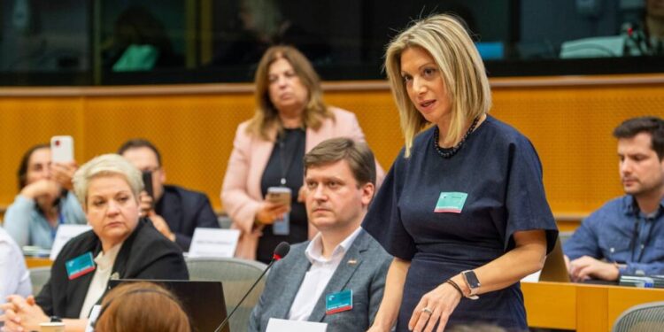 Τέμπη: Στο Ευρωκοινοβούλιο μίλησε η Μαρία Καρυστιανού – Η επιτροπή έκανε δεκτή την αναφορά της