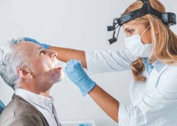 Χρόνια Ωτίτιδα: Αντιμετώπιση και Πρόληψη από Ειδικούς ΩΡΛ