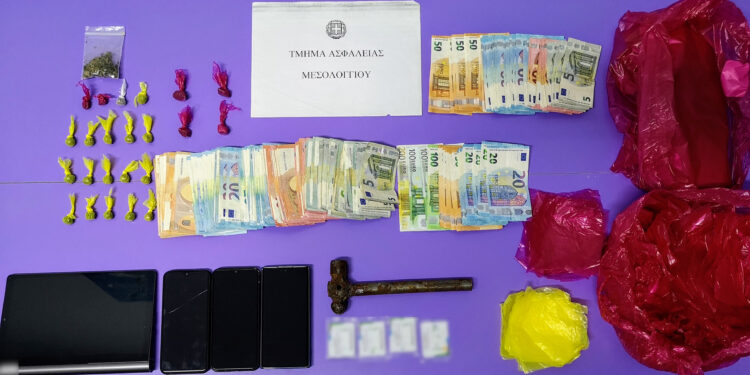 Συνελήφθησαν με τη συνδρομή του “Sporty” δυο άτομα για διακίνηση και κατοχή ναρκωτικών στο Μεσολόγγι