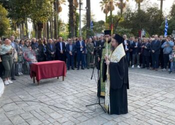 Μεσολόγγι: Τιμήθηκε ο Αρχηγός της Φρουράς και πραγματοποιήθηκε η μουσική παράσταση «Ράσο και Φουστανέλα»