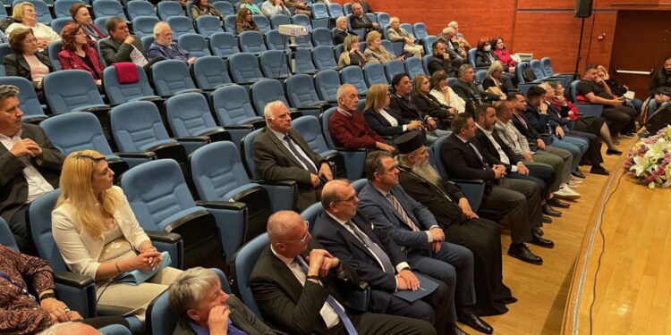 Τον αδελφοποιημένο Δήμο Μόρφου τίμησαν Δήμος Μεσολογγίου και Πανεπιστήμιο Αθηνών