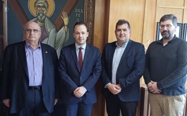 Σύσκεψη εργασίας του Μίλτου Ζαμπάρα με τον Πρύτανη του Πανεπιστήμιου Πατρών Χρήστο Μπούρα