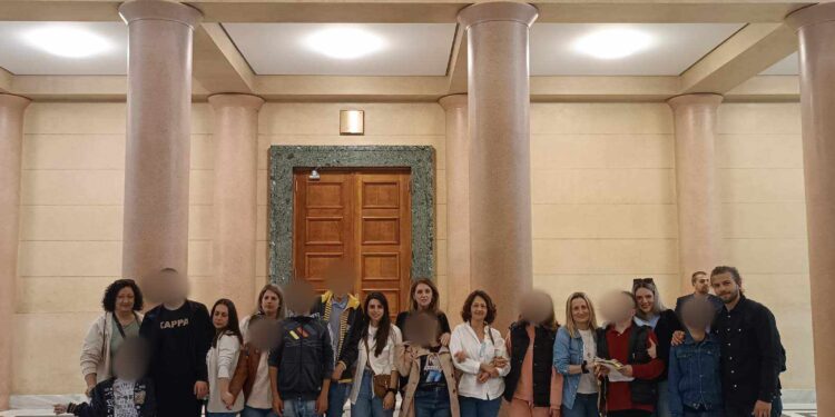 Εκπαιδευτική εκδρομή του Ε.Ε.Ε.ΕΚ Αγρινίου στην Βουλή των Ελλήνων