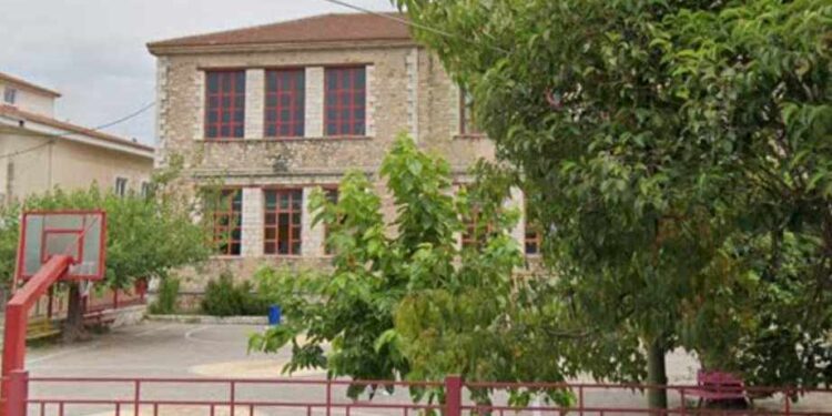 Απίστευτο περιστατικό στο Καινούργιο: Έριξαν νερό στη δεξαμενή πετρελαίου σχολείου