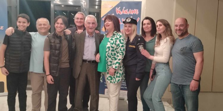 Αγρίνιο|Επιτυχημένη η πρεμιέρα του θεατρικού έργου «Την… Κάναμε Λαχείο!’’