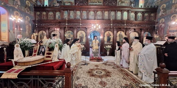 Σε κλίμα συγκίνησης το τεσσαρακονθήμερο μνημόσυνο μακαριστού Επισκόπου Ευκαρπίας Ιεροθέου