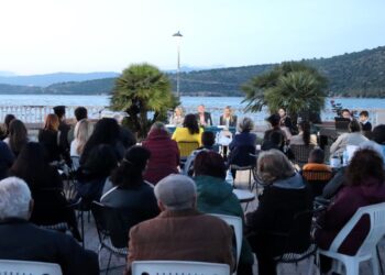 Ο Δήμος Αμφιλοχίας γιόρτασε την Παγκόσμια Ημέρα Βιβλίου με μια υπαίθρια παρουσίαση βιβλίου