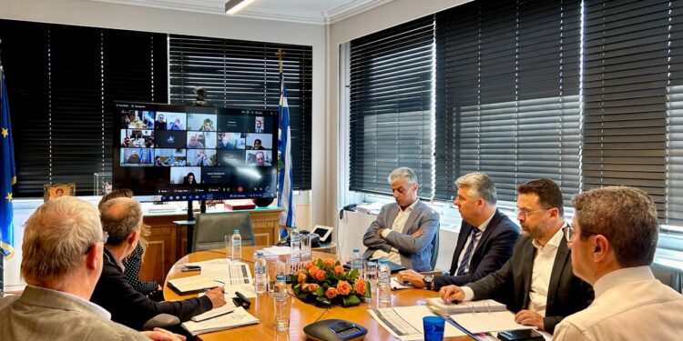 Αυγενάκης σε Περιφερειάρχες: Ενεργοποίηση των Διαχειριστικών Σχεδίων Βόσκησης για να αποφευχθούν πρόστιμα σε βάρος της χώρας και να γίνει δίκαιη κατανομή ενισχύσεων