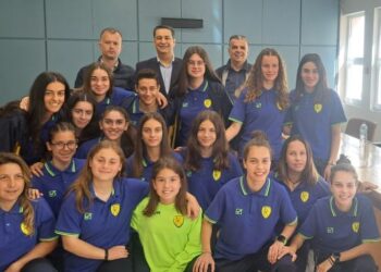 Συνάντηση Γιώργου Παπαναστασίου με τις αθλήτριες του Ερασιτέχνη Παναιτωλικού